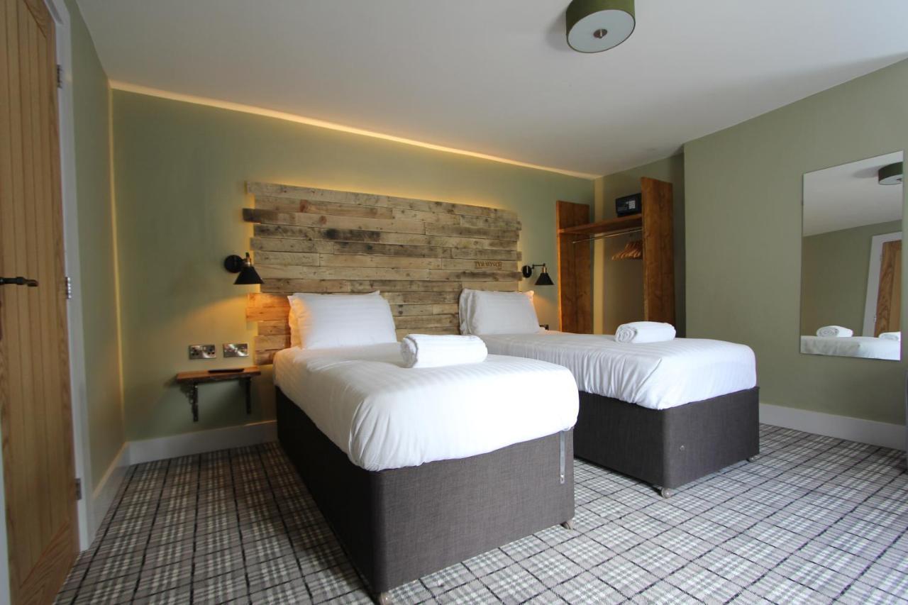 Tyr Winch Hotell Cardiff Eksteriør bilde
