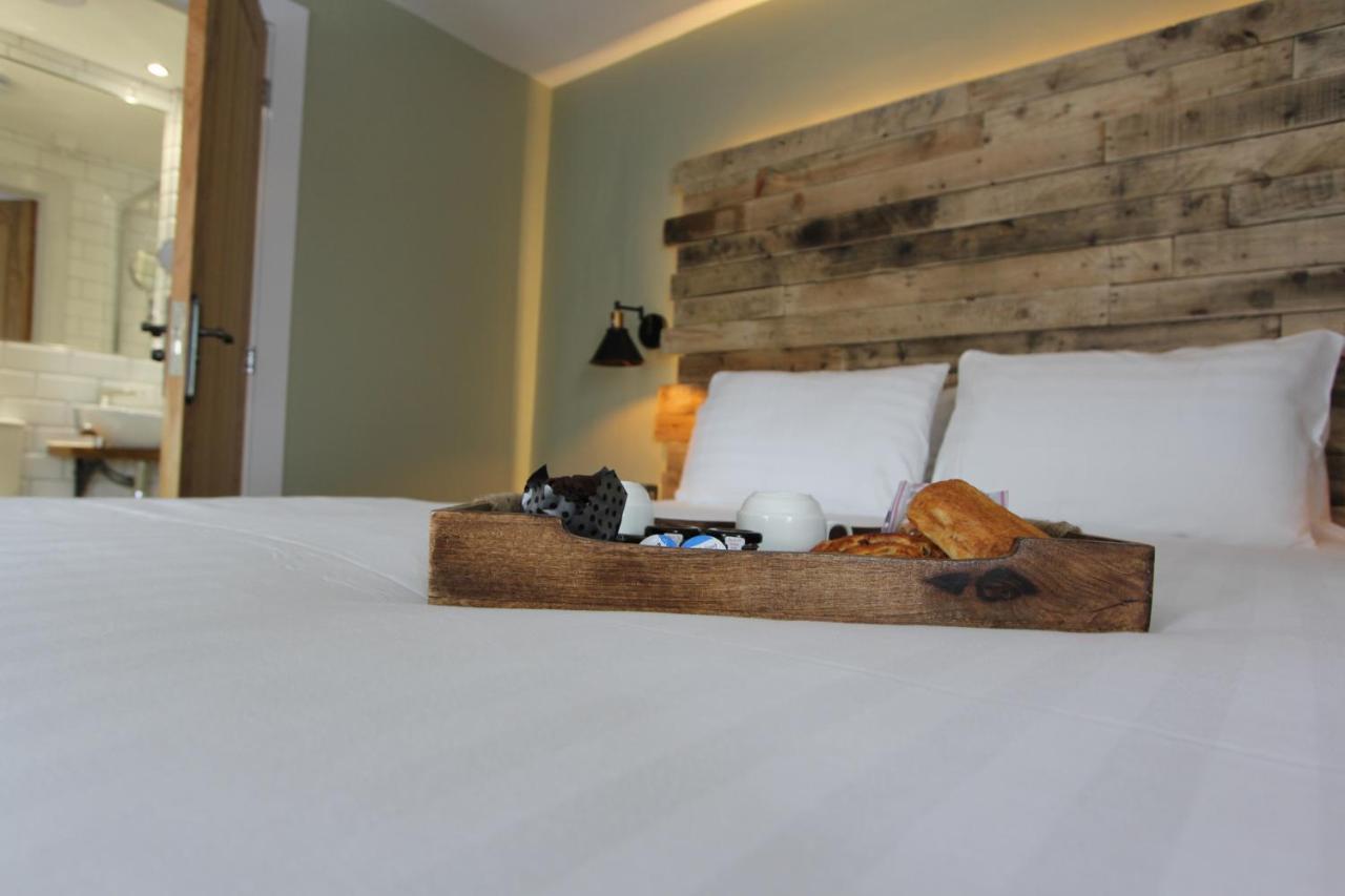 Tyr Winch Hotell Cardiff Eksteriør bilde