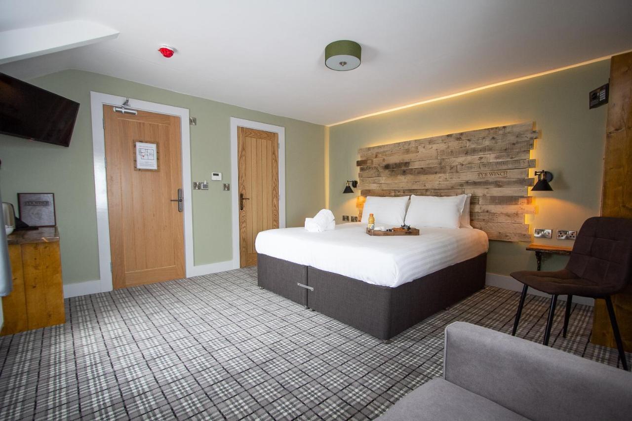 Tyr Winch Hotell Cardiff Eksteriør bilde